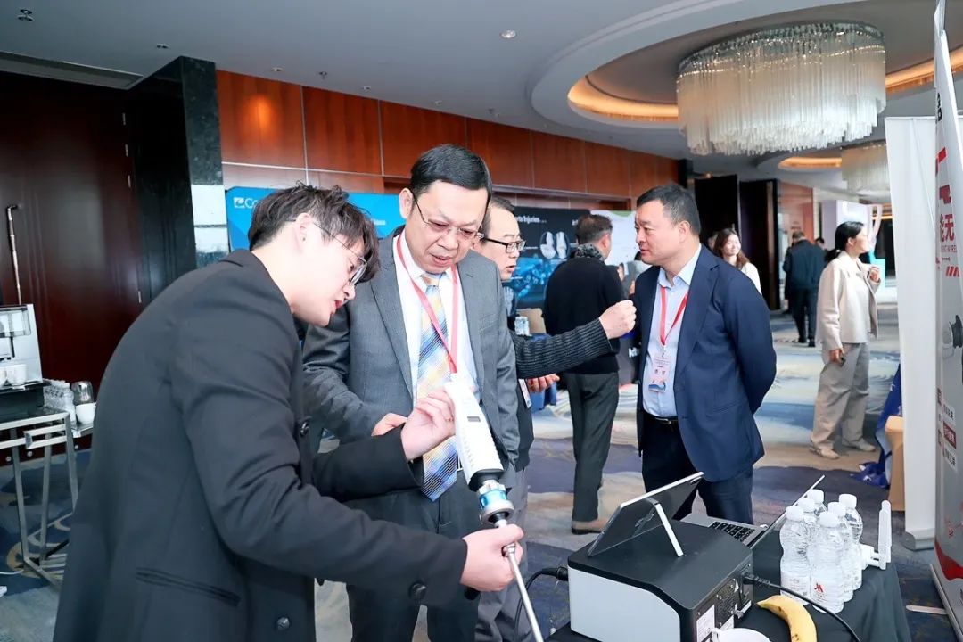 1704161137578433.jpg 1704161137578433.jpg